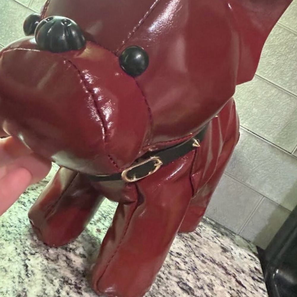 Novelty French Bulldog Crossbody Bag – Burgundy | Chic & Playful Design - Picture 6 of 9